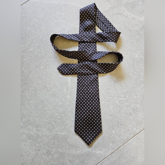 Graham Ashley men's Silk necktie - Picture 2 of 5